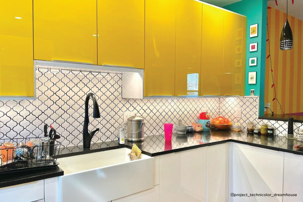 Sektion- High-Gloss Slab, Fly Yellow