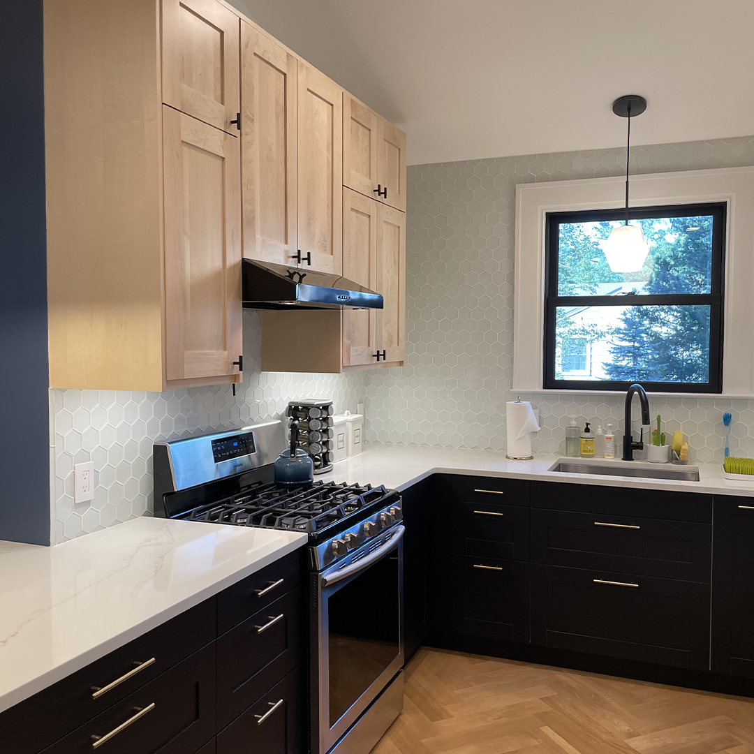 Metallic matte acrylic shaker